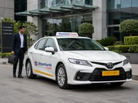 Corporate taxi service in Bhopal for business travel and daily employee transport
