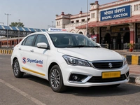Taxi service for railway station pickup and drop in Bhopal for train travellers